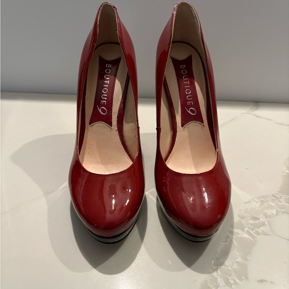 Boutique 9 Women's Red Patent Platform Pumps